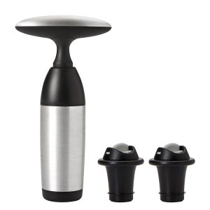 Oxo wine saver and preserver with 2 stoppers